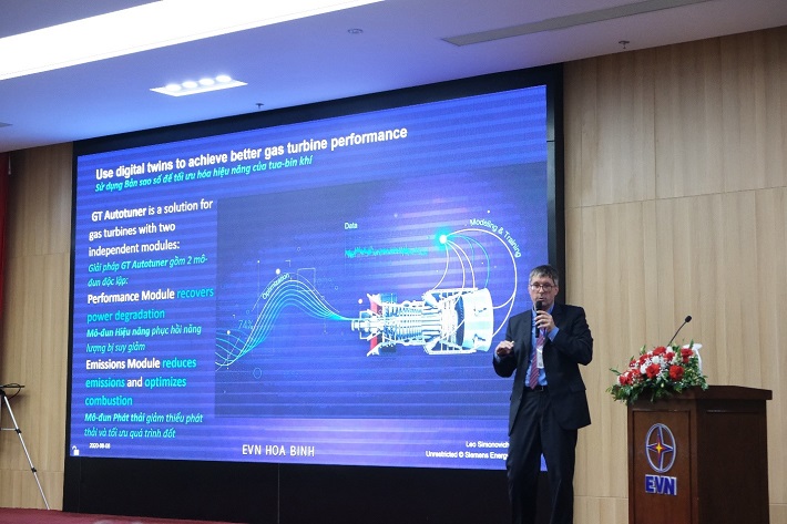 Phần trình bày của đại diện Công ty TNHH Siemens Việt Nam