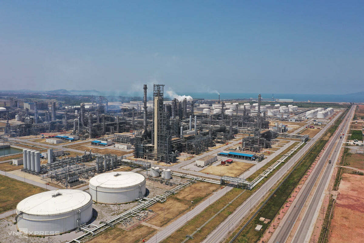 Nhà máy Lọc hóa dầu Nghi Sơn (tại Khu kinh tế mở Nghi Sơn, Thanh Hóa)