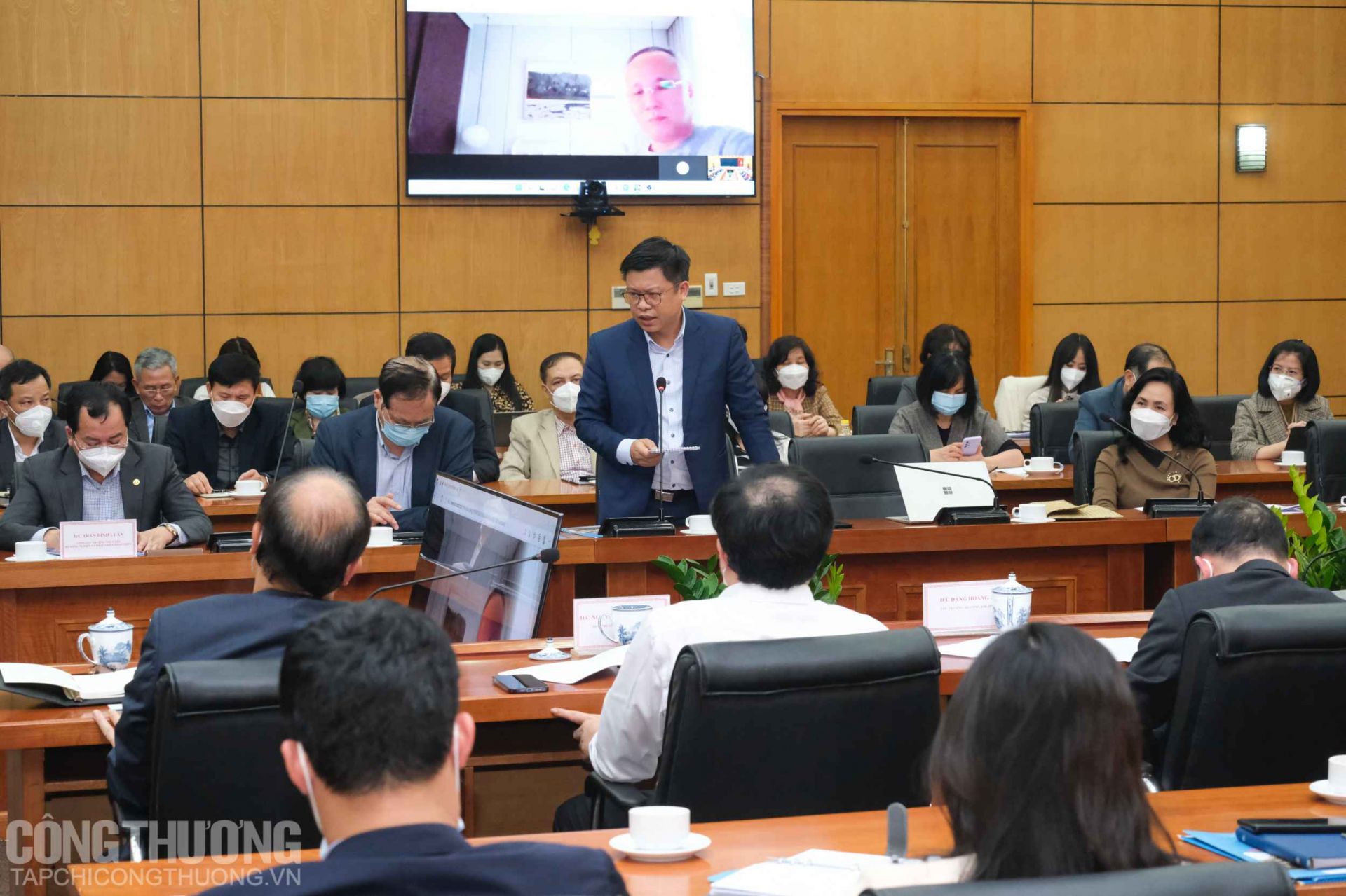 Bộ trưởng Bộ Công Thương Nguyễn Hồng Diên chủ trì Hội nghị bàn các giải pháp thúc đẩy xuất khẩu trong tình hình mới