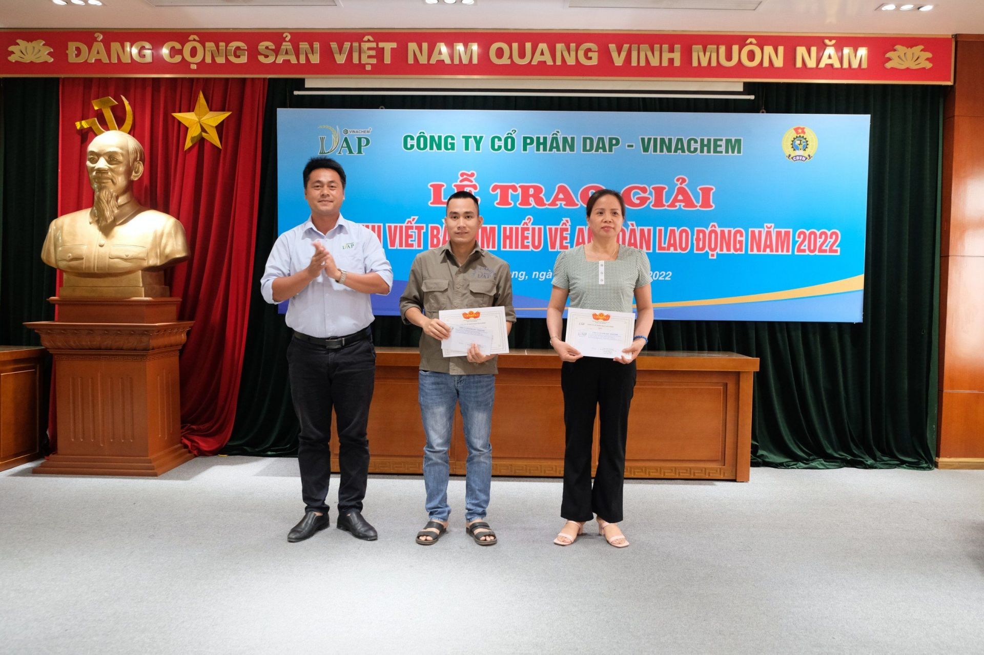 DAP trao giải cuộc thi tìm hiểu về ATVSLĐ