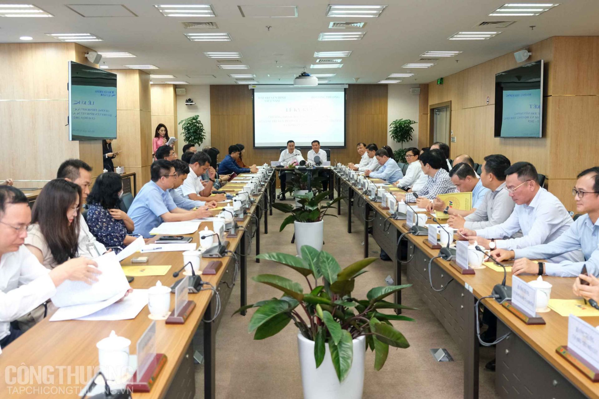 Toàn cảnh Lễ ký kết Thỏa thuận phối hợp công tác giai đoạn 2022-2025 giữa Bộ Công Thương và Đài Truyền hình Việt Nam (VTV)