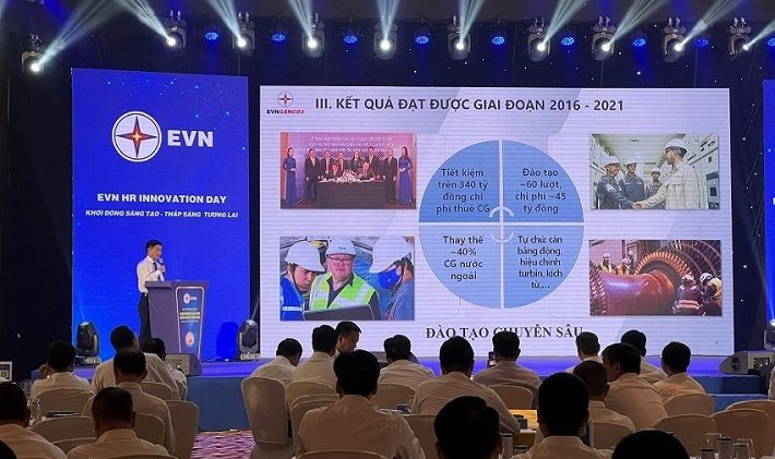 Ông Lê Văn Danh - Tổng Giám đốc EVNGENCO3 trình bày tham luận tại Hội nghị