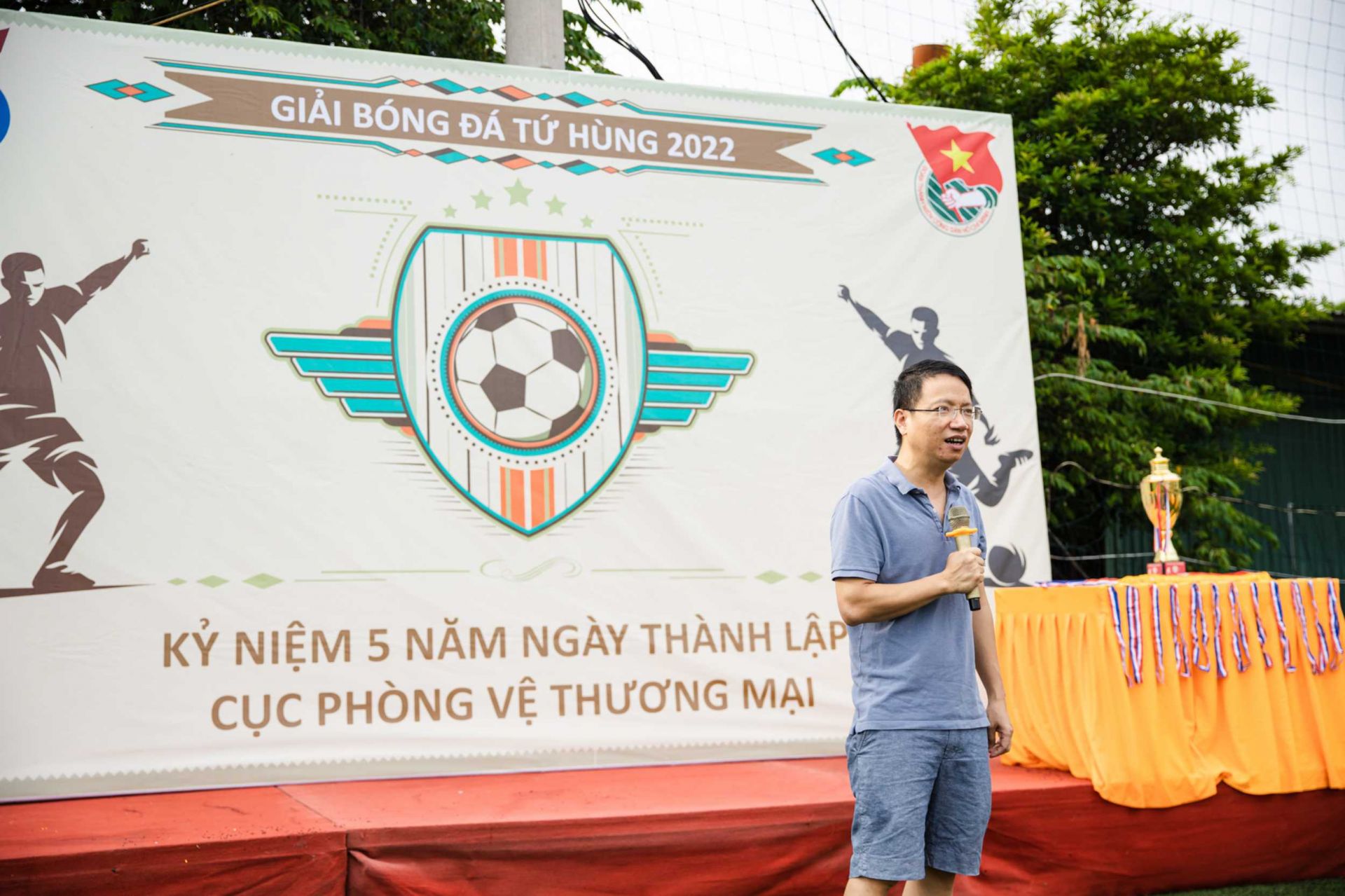 Ông Lê Triệu Dũng - Cục trưởng Cục Phòng vệ thương mại phát biểu khai mạc giải bóng