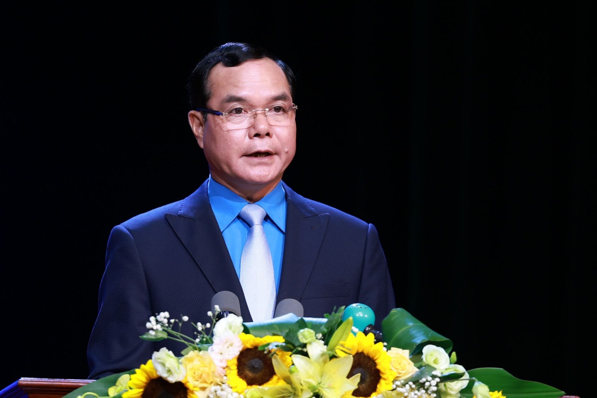 Vinh Quang Việt Nam