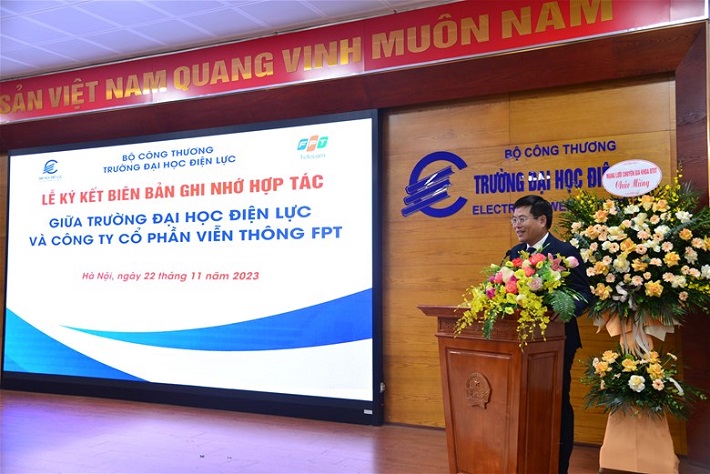 Nguyễn Lê Cường, Phó Hiệu trưởng Trường Đại học Điện lực phát biểu tại Lễ ký kết