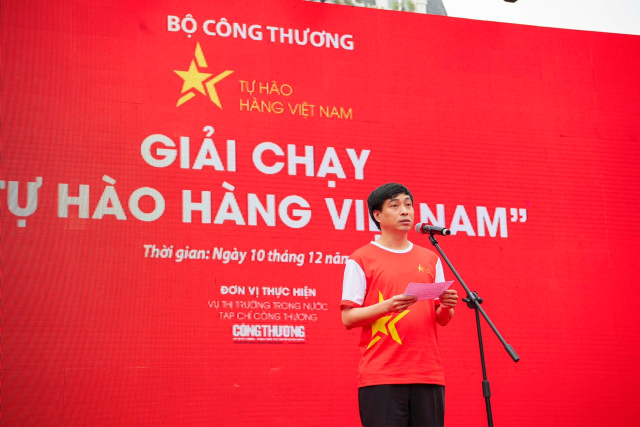 hưởng ứng Giải chạy "Tự hào hàng Việt Nam"