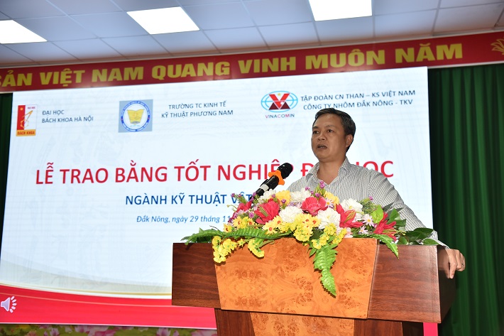 Ong Nguyễn Bá Phong - GĐ Công ty Nhôm Đăks Nông - TKV phát biểu tại buổi lễ
