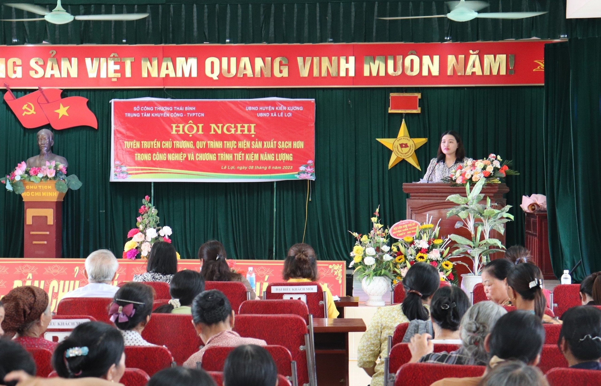 Bà Trần Thị Diễn - Phó Giám đốc phụ trách Trung tâm Khuyến công và Tư vấn phát triển công nghiệp tỉnh Thái Bình