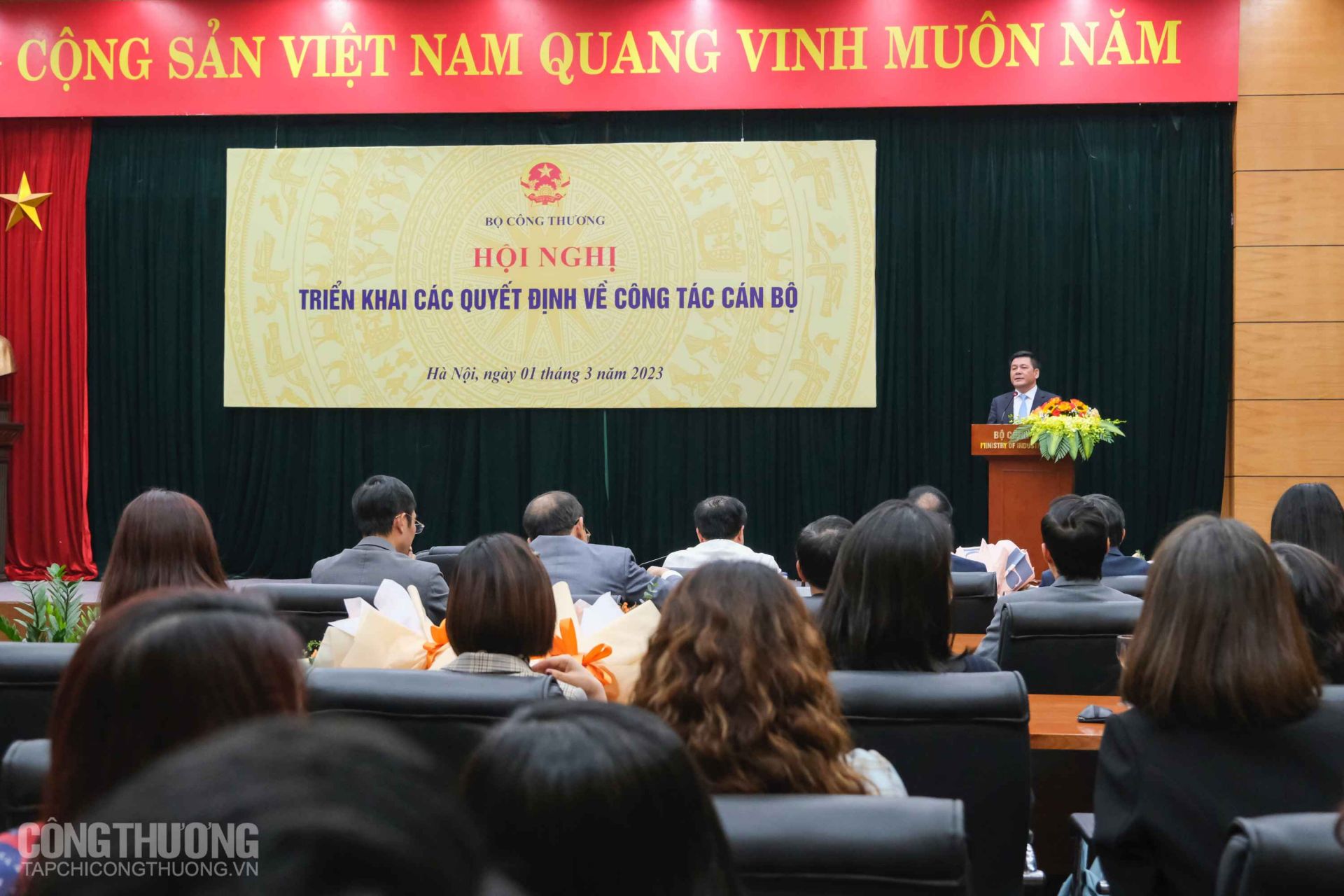 Bộ trưởng Bộ Công Thương Nguyễn Hồng Diên phát biểu tại Hội nghị