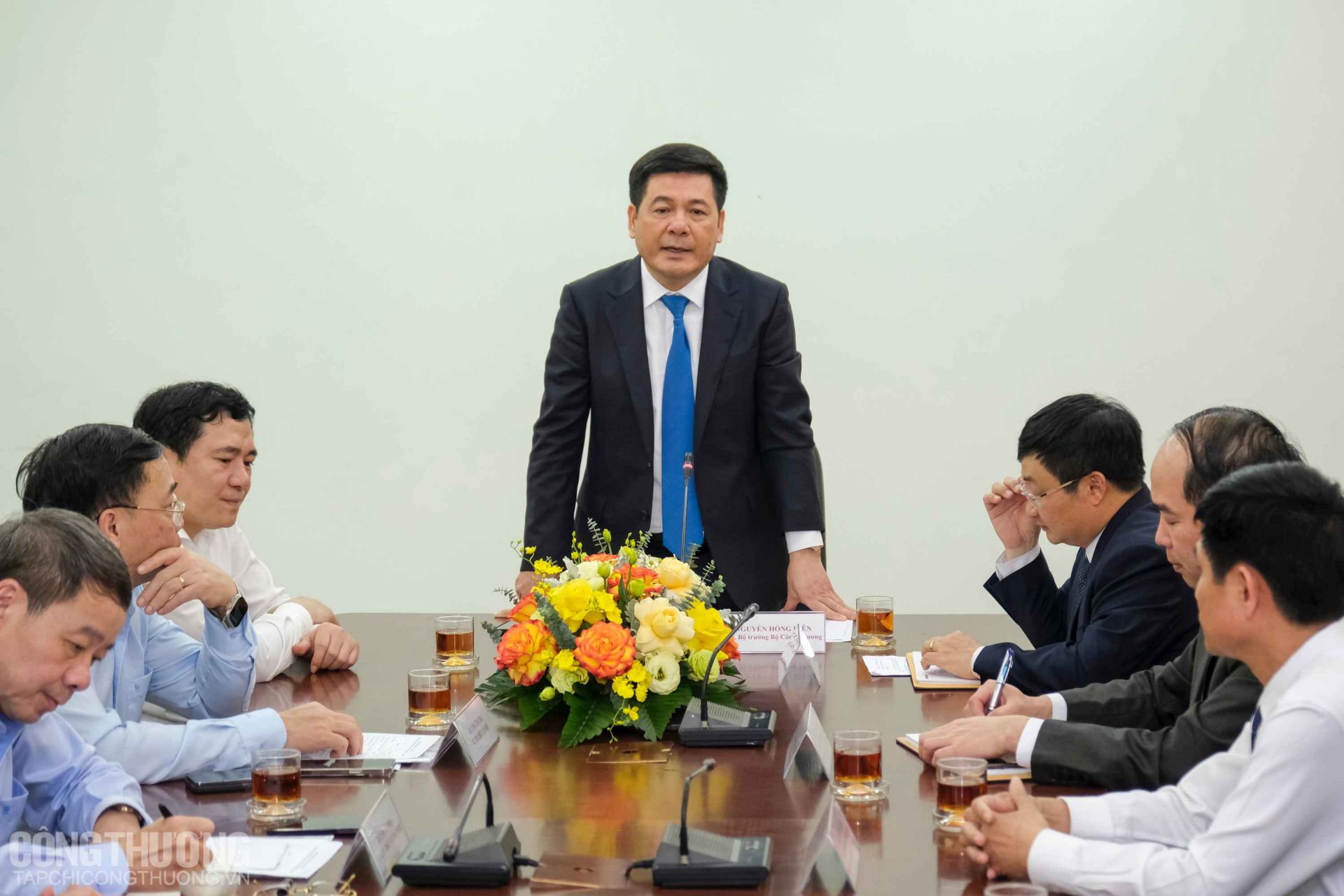 Bộ trưởng Bộ Công Thương Nguyễn Hồng Diên đến thăm và làm việc với Viện Nghiên cứu Cơ khí (NARIME)