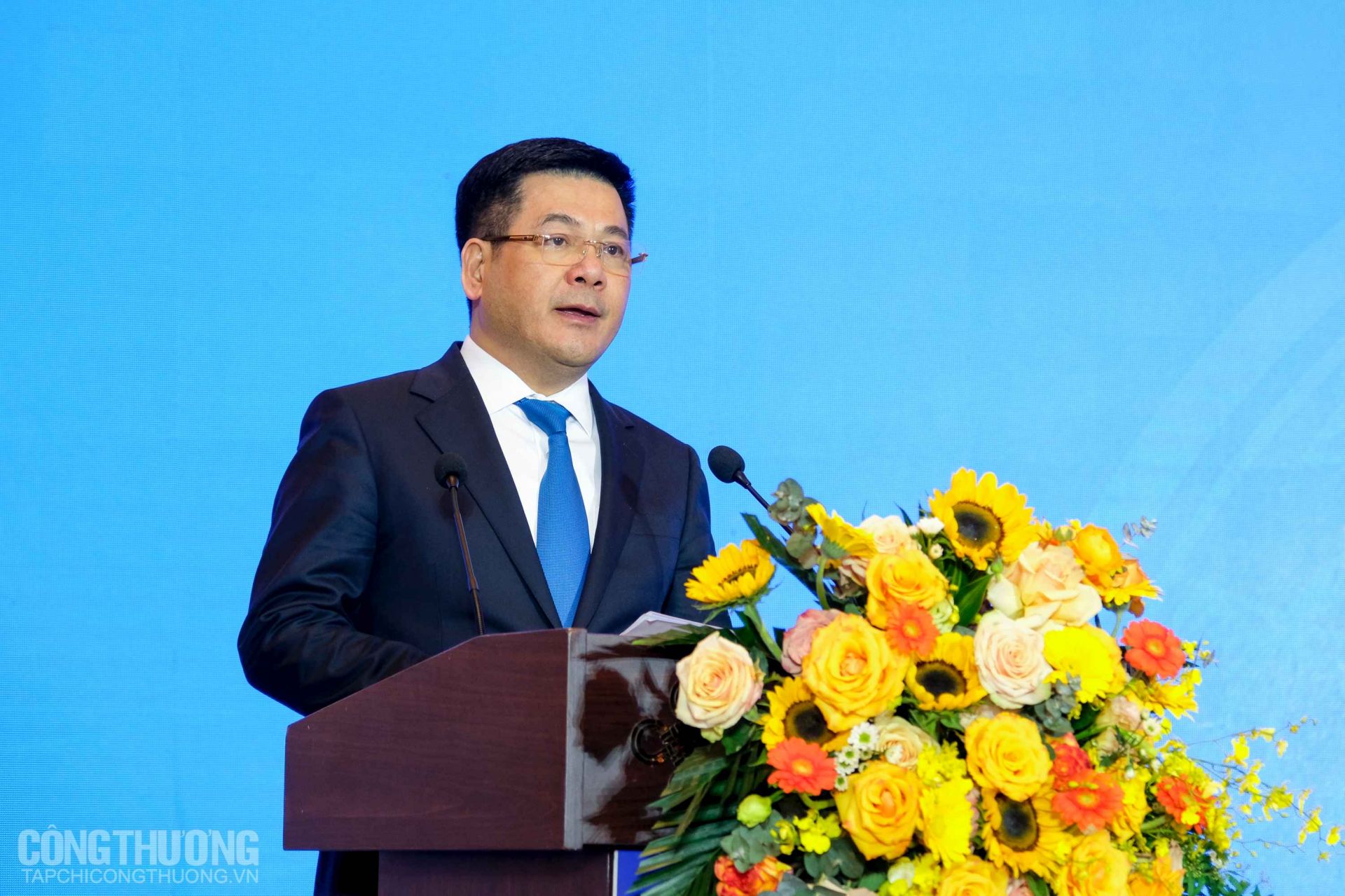 Bộ trưởng Nguyễn Hồng Diên phát biểu tại ội nghị kết nối hợp tác kinh tế thương mại Việt Nam - Trung Quốc (Quảng Tây) trong thời kỳ mới