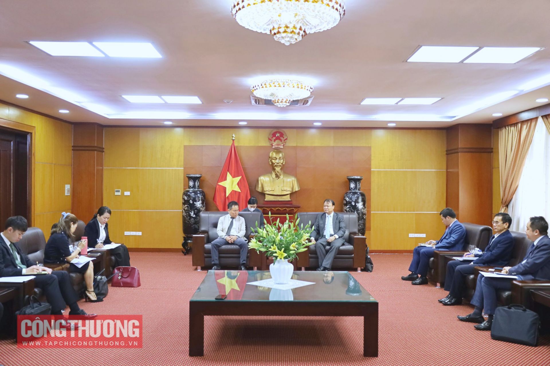 Thứ trưởng Đỗ Thắng Hải làm việc với Tổng Giám đốc Honda Việt Nam