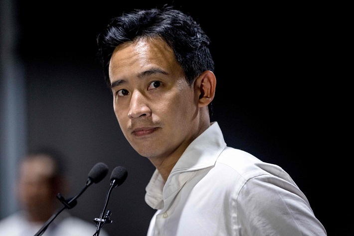 Nhà Lãnh đạo Đảng Move Forward là Pita Limjaroenrat