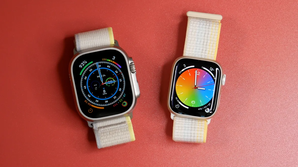 Apple Watch Ultra và Apple Watch Series 8