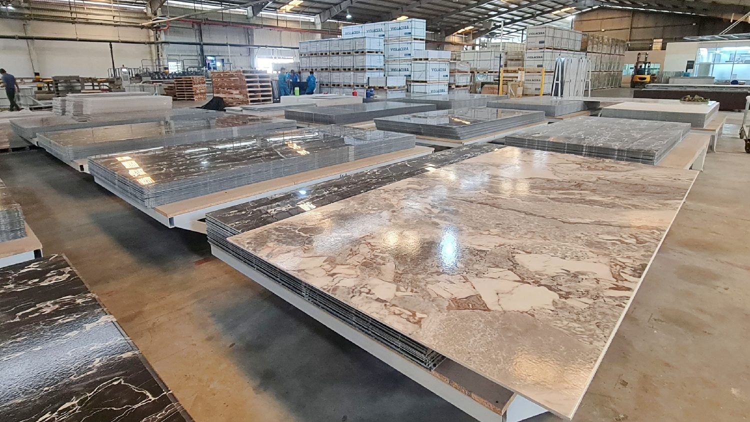 Xuất khẩu đá xây dựng Tổng Công ty Viglacera