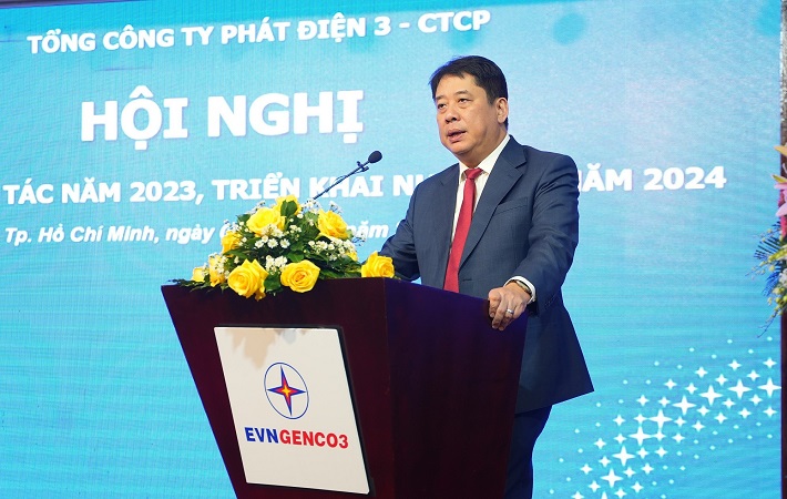 Ông Nguyễn Anh Tuấn - Phó Bí thư Đảng ủy, Thành viên HĐTV, Tổng Giám đốc EVN phát biểu chỉ đạo tại Hội nghị