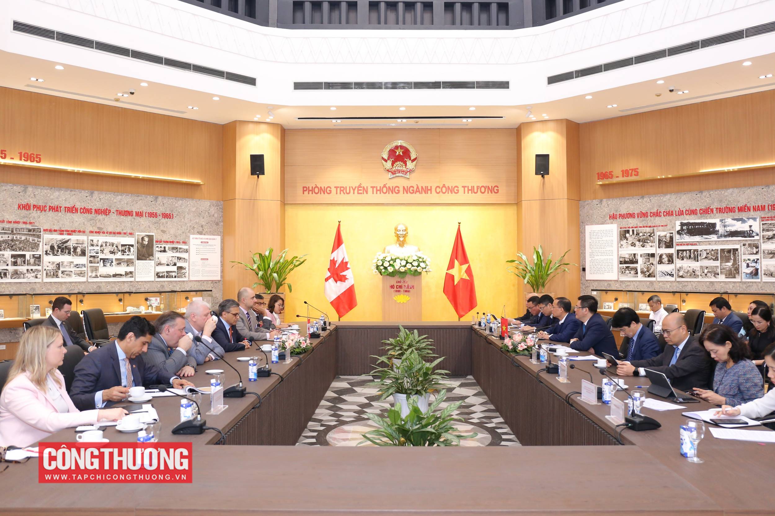 Cơ hội doanh nghiệp Việt Nam - Canada tìm hiểu thị trường, tăng cường kết nối chuỗi cung ứng
