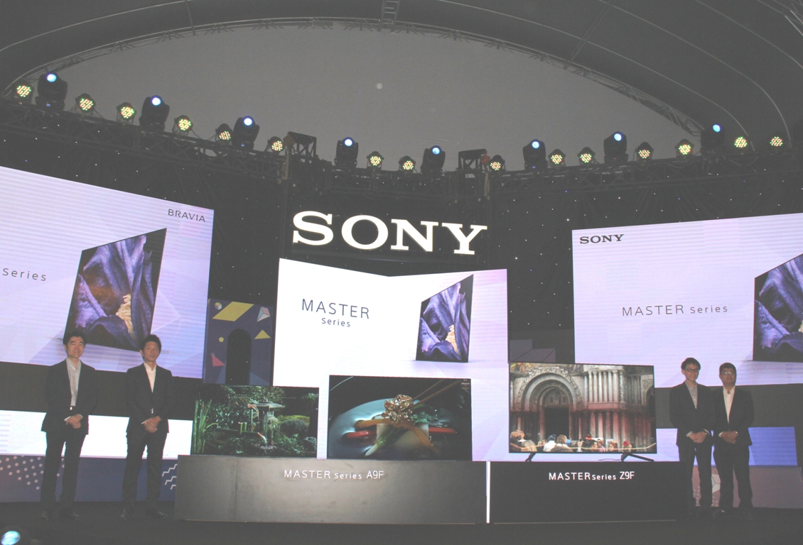 Lãnh đạo Sony giới thiệu 2 siêu phẩm tại buổi ra mắt
