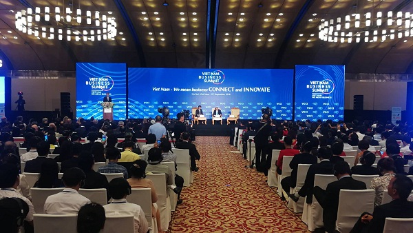 Tại VBS, Chủ tịch WEF rất lạc quan về việc Việt Nam sẽ đạt được những kết quả tích cực hơn trong tương lai, nhờ việc chủ động trong nắm bắt công nghệ