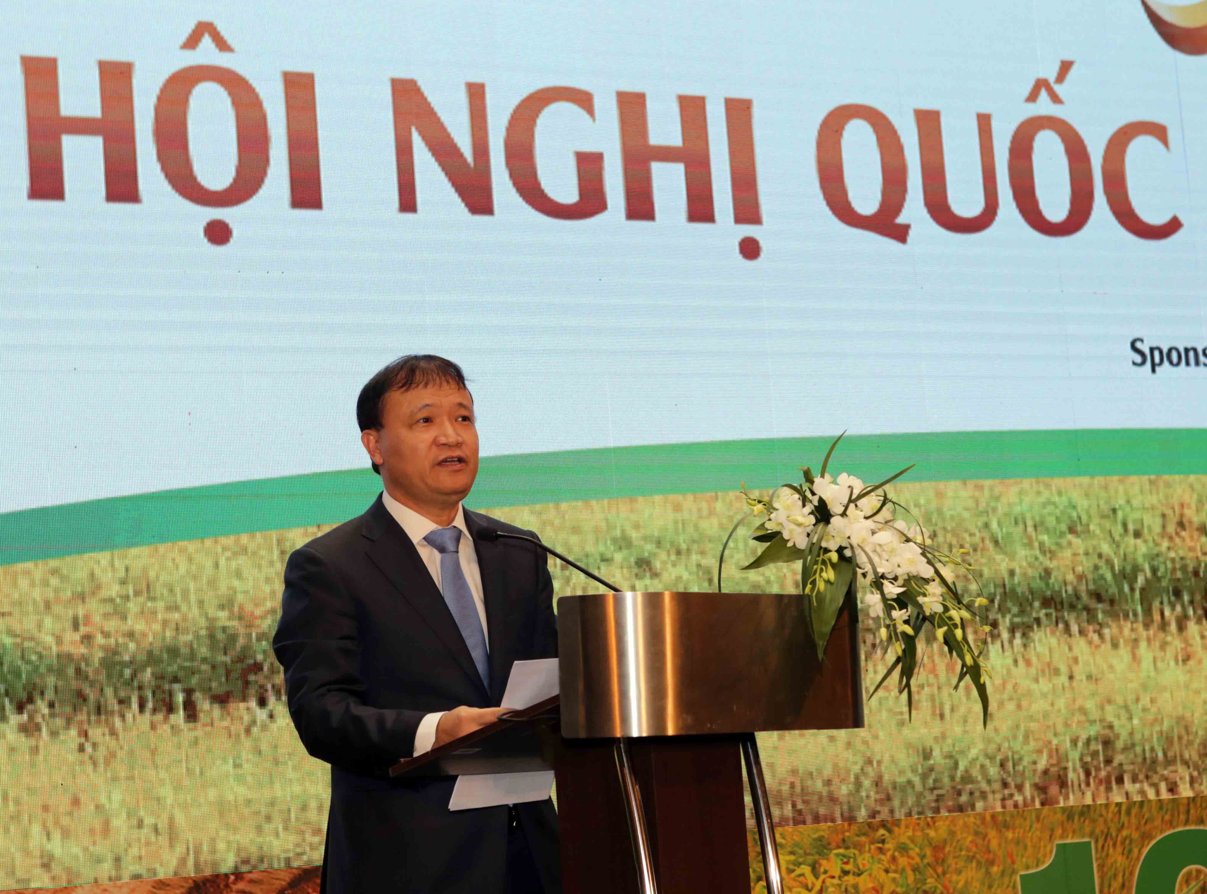 Thứ trưởng Đỗ Thắng Hải phát biểu khai mạc Hội nghị Gạo quốc tế lần đầu tiên được tổ chức tại Việt Nam