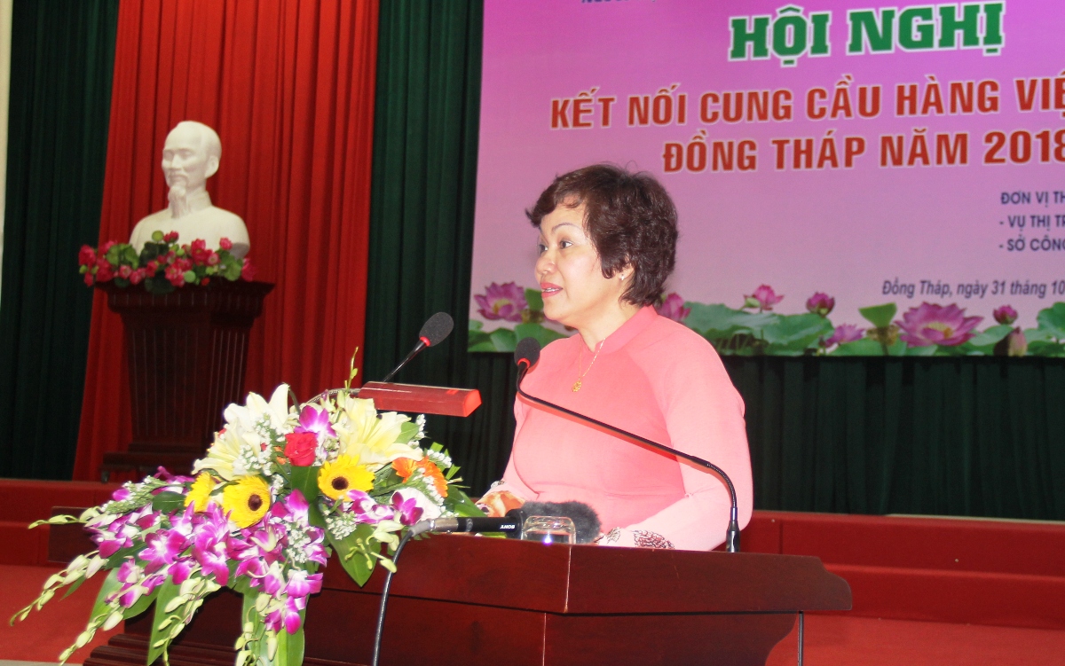 Bà Lê Việt Nga, Phó Vụ trưởng Vụ Thị trường trong nước, Bộ Công Thương phát biểu tại Hội nghị