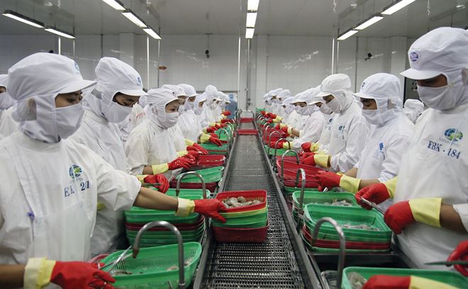 Là một nước hướng về xuất khẩu, Việt Nam cần lưu ý khi đà tăng trưởng toàn cầu suy giảm