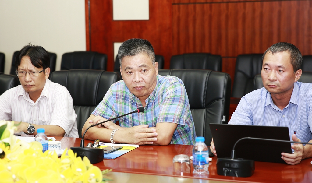 Tổng Giám đốc PLC Nguyễn Văn Đức trao đổi về chính sách kinh doanh dầu mỡ nhờn năm 2019