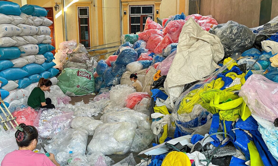 Chất thải nhựa từ châu Âu sang Việt Nam chưa được giám sát chặt chẽ