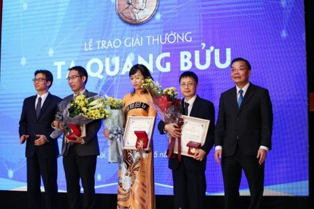 Tôn vinh ba nhà khoa học nhận giải thưởng Tạ Quang Bửu 2019