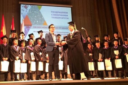 Lứa sinh viên VN đầu tiên tốt nghiệp ngành NLNT tại Nga