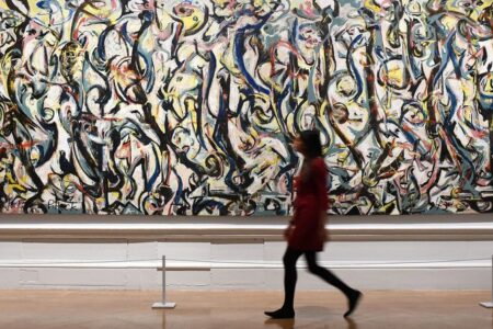 Tiết lộ khía cạnh vật lý trong kỹ thuật vẽ của Jackson Pollock