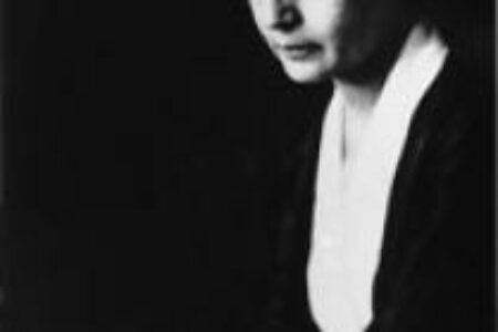 Vũ khí hạt nhân và những nhà vật lý thế kỷ 20: Lise Meitner và phát minh về hiện tượng phân hạch.