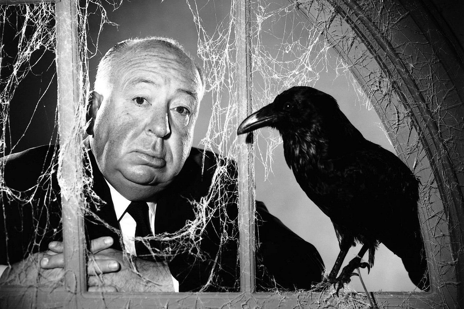 Alfred Hitchcock: bậc thầy gây hồi hộp