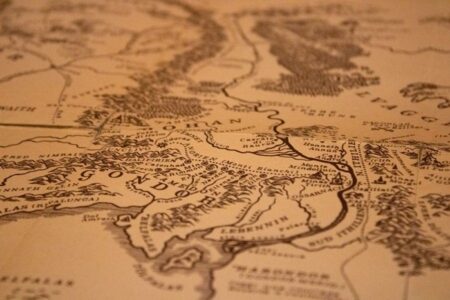 Trưng bày các bản đồ thú vị từ “Trò chơi vương quyền”, “Chúa nhẫn”…