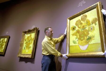 Tia X phát hiện Hoa hướng dương của van Gogh sẽ… héo