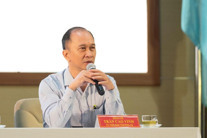 សាស្ត្រាចារ្យរង បណ្ឌិត Tran Cao Vinh ត្រូវបានតែងតាំងជាអនុប្រធានសាកលវិទ្យាល័យជាតិទីក្រុងហូជីមិញ។