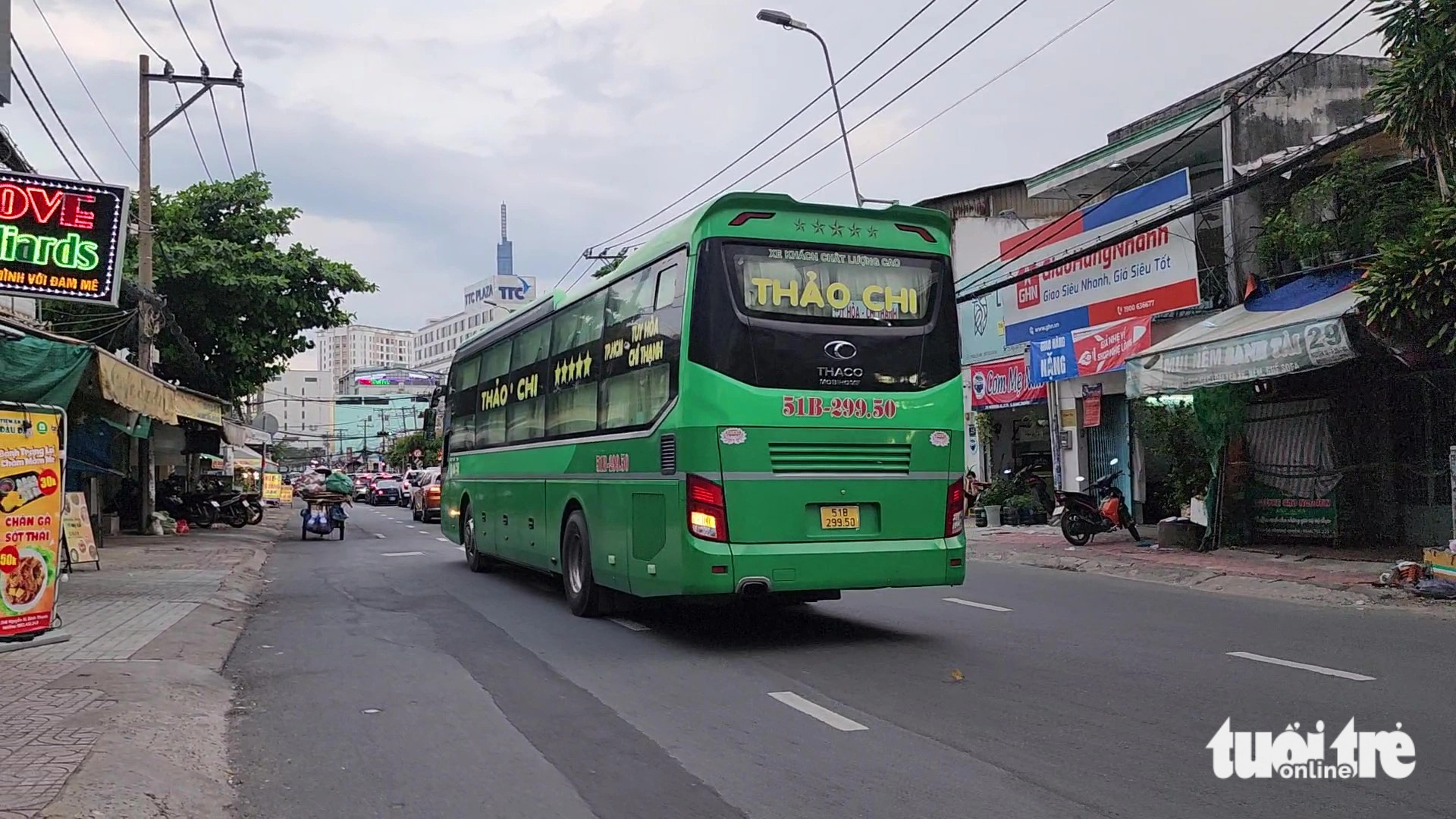 Xe khách giường nằm vô tư chạy vào giờ cấm quanh bến xe Miền Đông cũ- Ảnh 11.