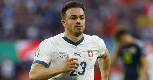Ghi bàn vào lưới Scotland, Shaqiri lập kỷ lục lịch sử