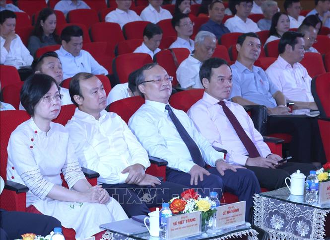 ចំណងជើងរូបថត