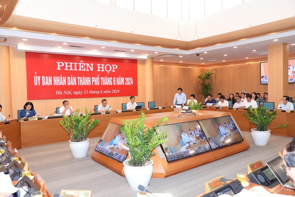 Các đại biểu tham dự hội nghị. 