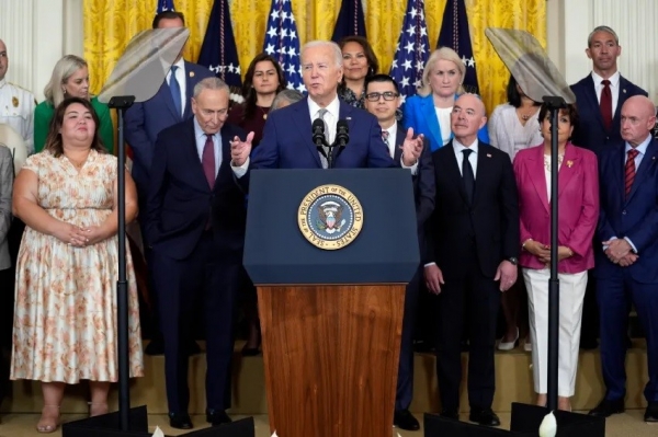 Le président américain Joe Biden annonce une politique forte et de grandes opportunités pour les immigrants illégaux de longue date