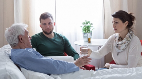 Quel cadeau dois-je acheter lorsque je rends visite à un proche à l’hôpital ?