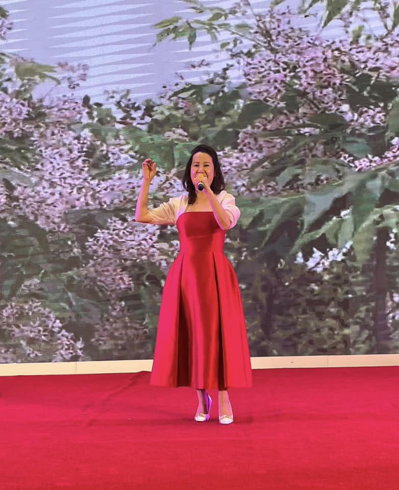 Việt Tú, Bùi Huyền Trang 