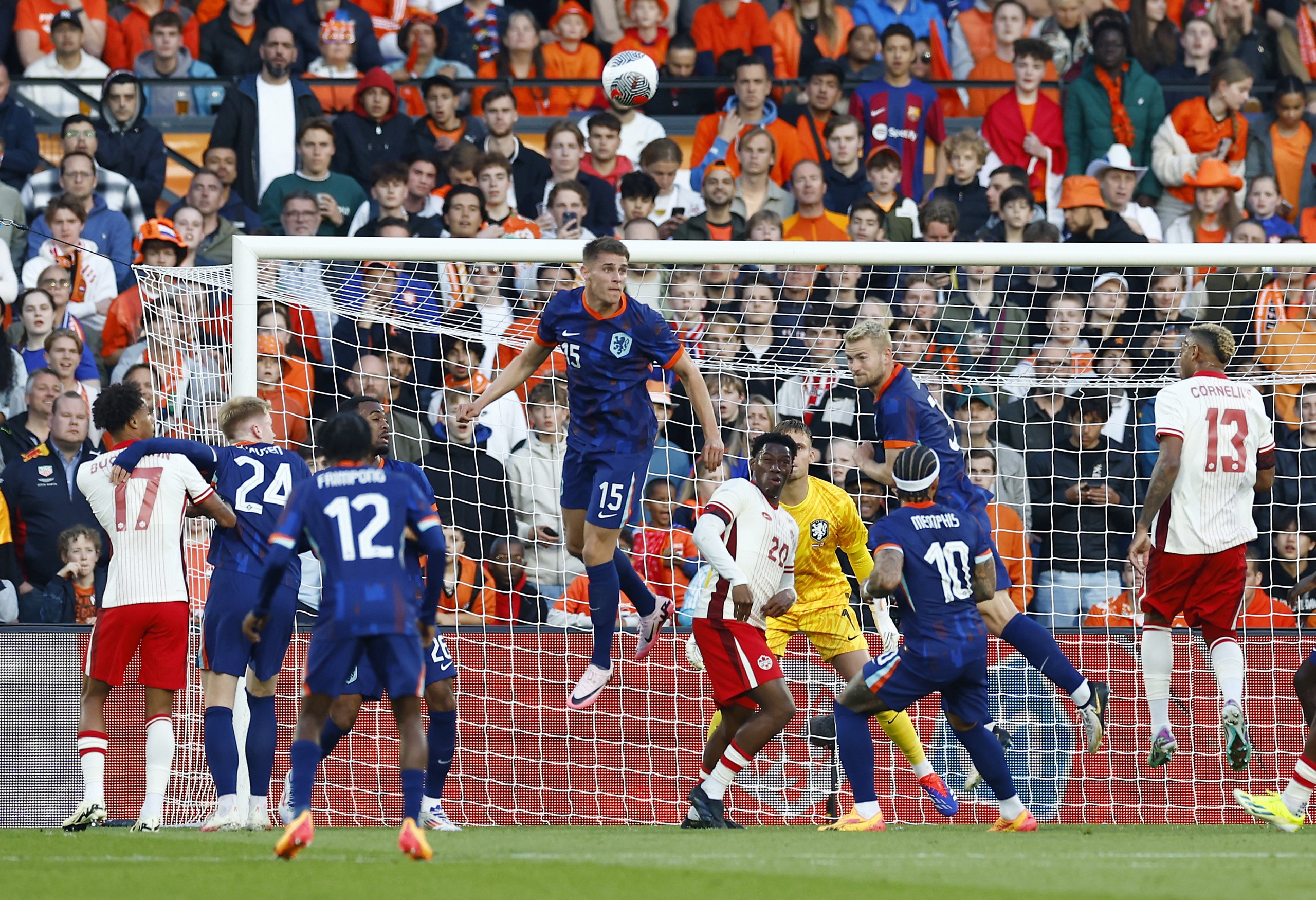Hai cựu sao Man United ghi bàn, Hà Lan thắng tưng bừng Canada- Ảnh 1.