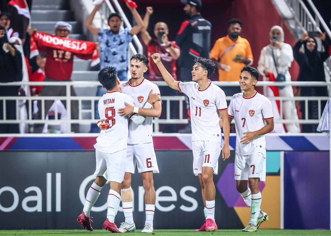 Indonesia - Uzbekistan: Chờ vé Olympic lịch sử