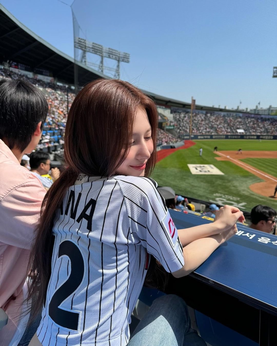 数百万回の視聴を集めたサーブ写真15