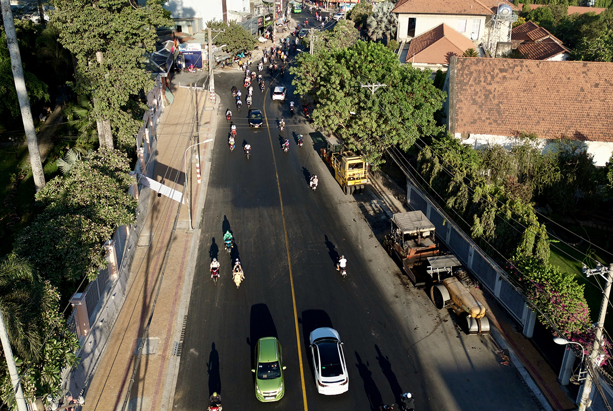 Tres vías de acceso a Ciudad Ho Chi Minh se completaron el 30 de abril