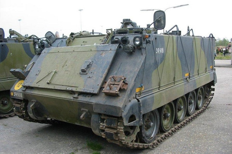 世界 - ロシアの「戦車キラー」がウクライナの「戦闘タクシー」を正確に攻撃し破壊