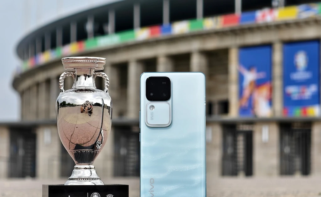 vivo là Smartphone chính thức của UEFA EURO 2024