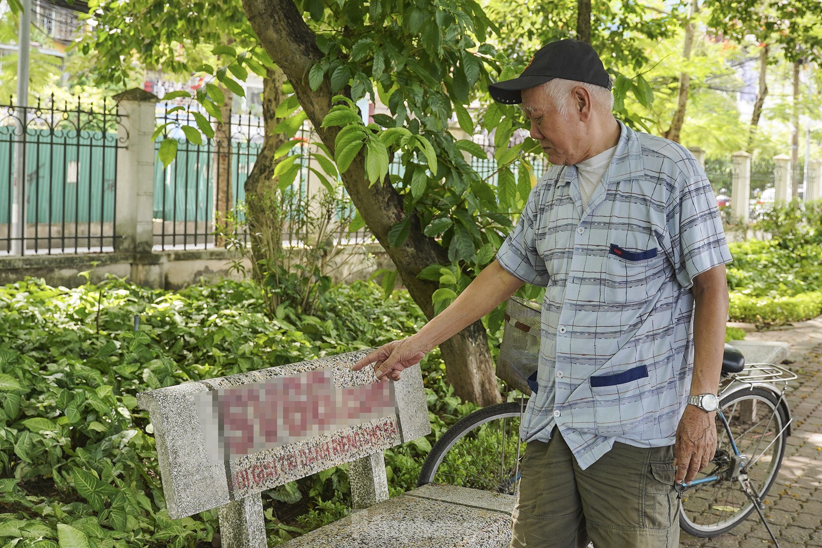 Online-Wett- und Glücksspielwerbung ist in Hanoi überall zu sehen. Foto 6